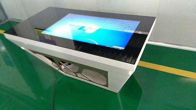 Mesa de juegos electrónica de la pantalla táctil de la publicidad del quiosco del LCD del ordenador del jugador de la mesa de centro de la pantalla táctil de Android/de Windows