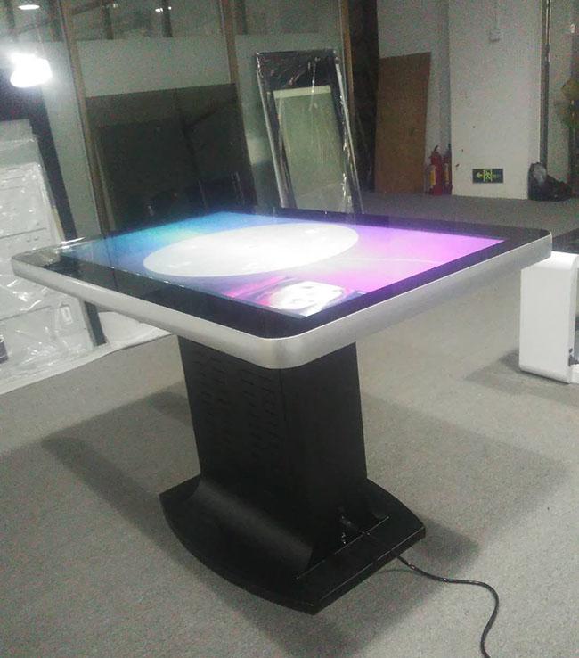 Tabla multi de la pantalla táctil del LCD de la pantalla táctil de la mesa de centro de la tabla interactiva elegante de la prenda impermeable interior