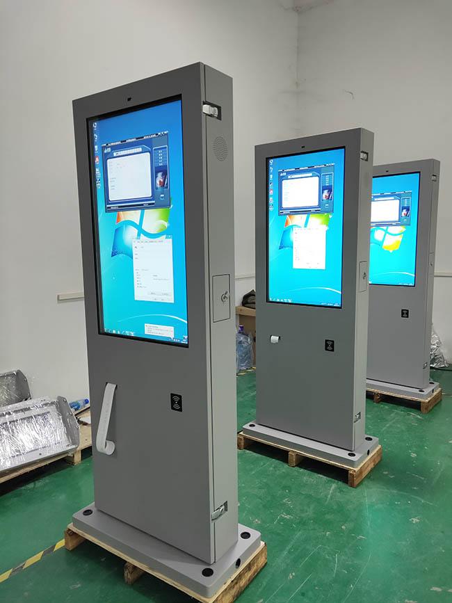 Soporte Lcd del piso que hace publicidad de la pantalla de visualización al aire libre del quiosco de la señalización de Digitaces de la prenda impermeable de la exhibición